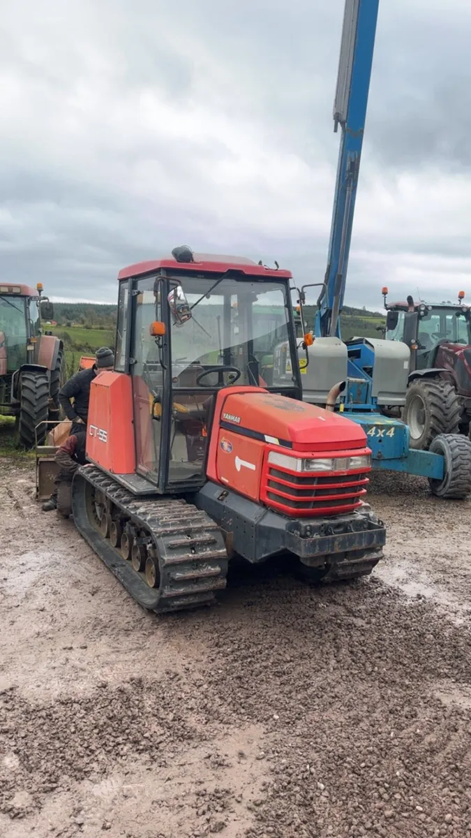 Tracked tractor - Image 4