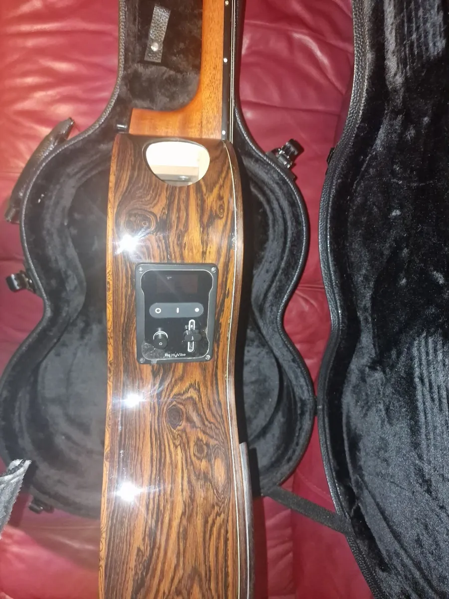 Classical Guitar - Image 4