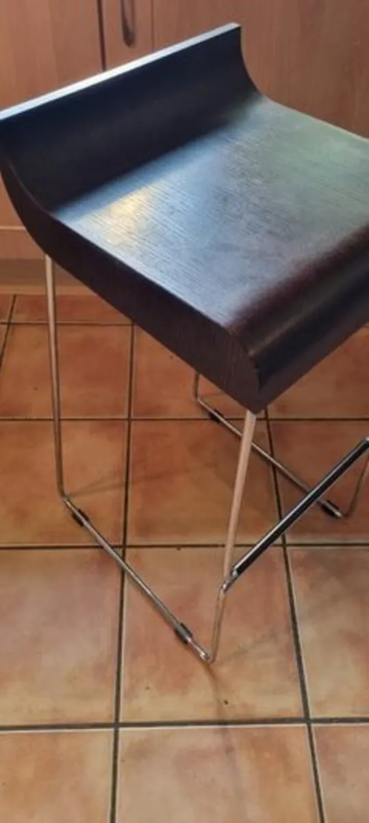 High Class Italian Calligaris Bar Stool - Image 2