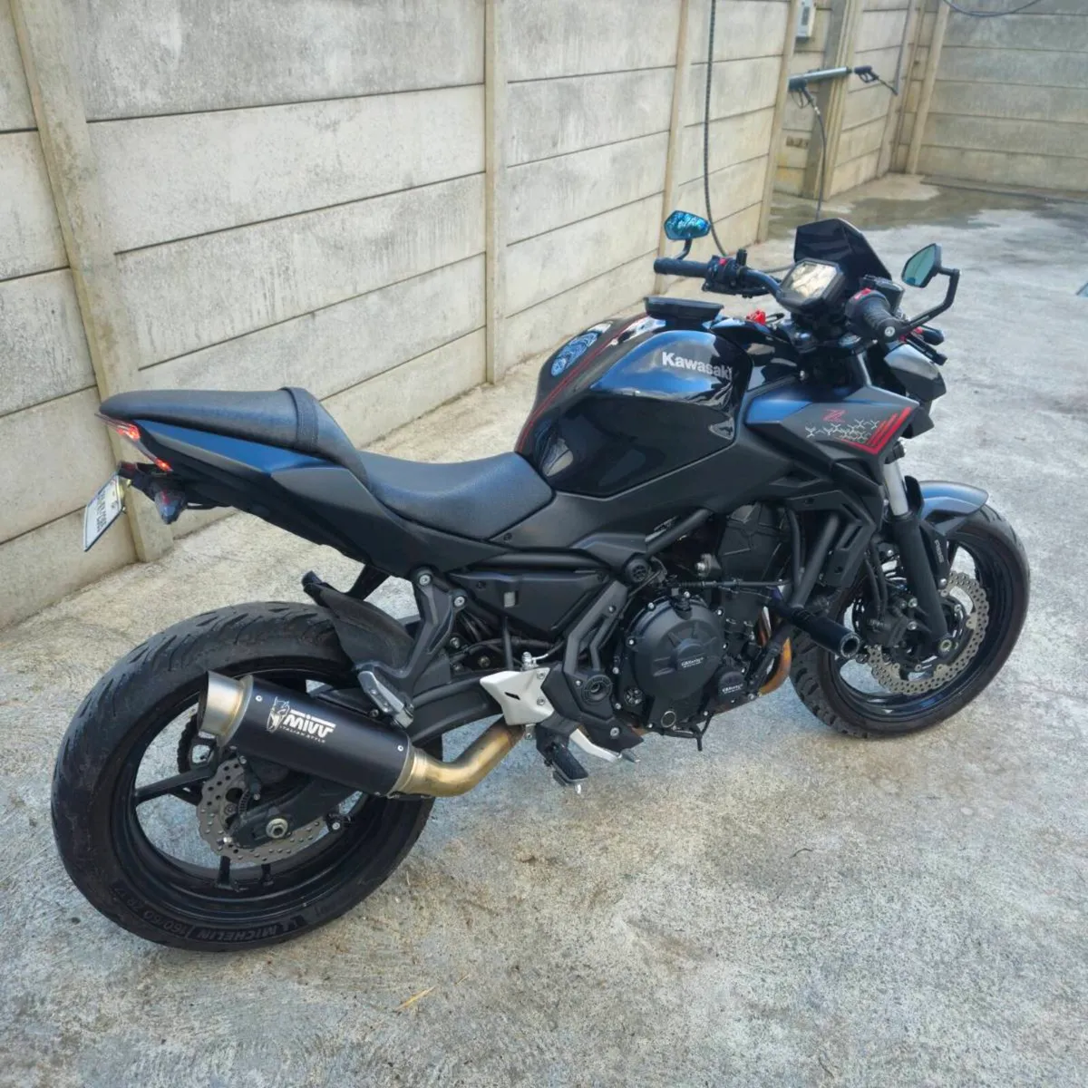 Kawasaki Z650 2021 - Image 3