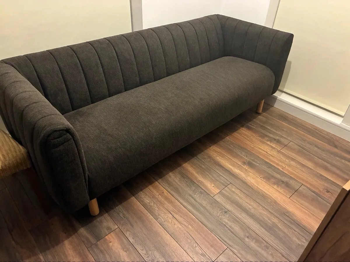sofa - Image 2