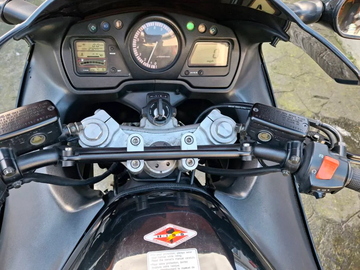 Honda blackbird - Image 3