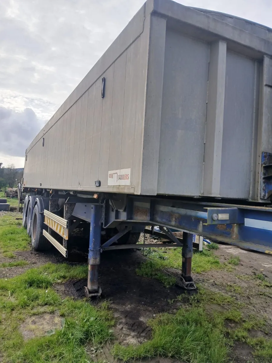 OKM Tipping Trailer - Image 1