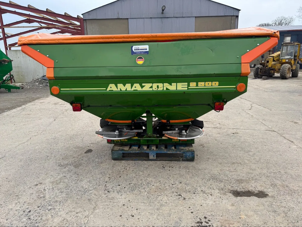 Fertiliser sower - Image 1