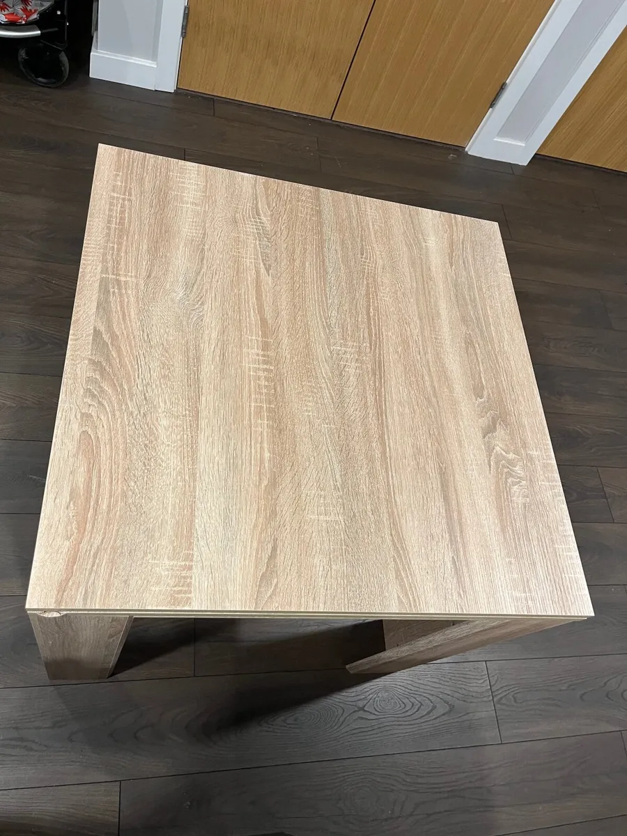 Dining table - Image 4