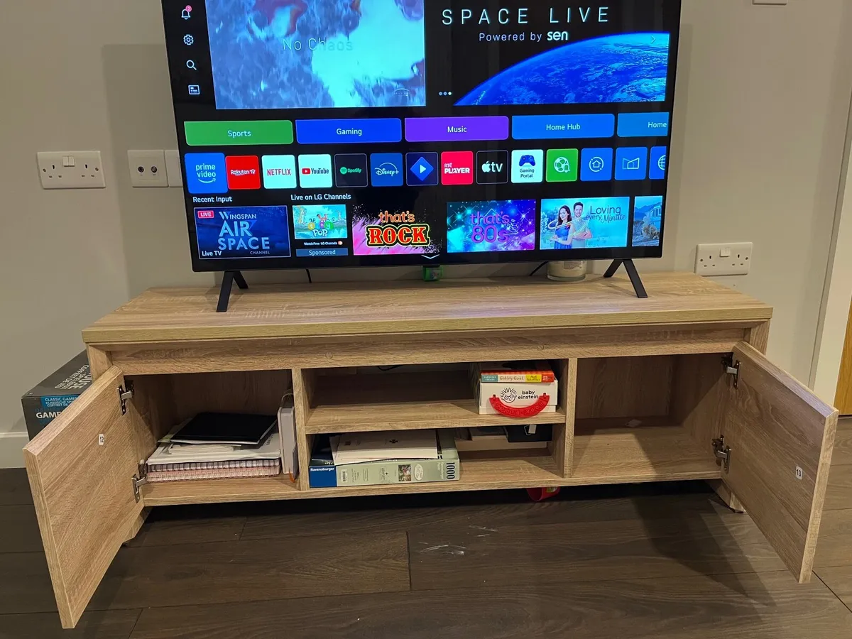 Tv stand - Image 1