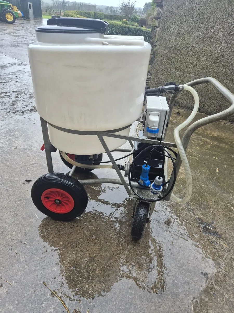 JFC 170L Milk Cart with Motorised Mixer & Pump - Image 3