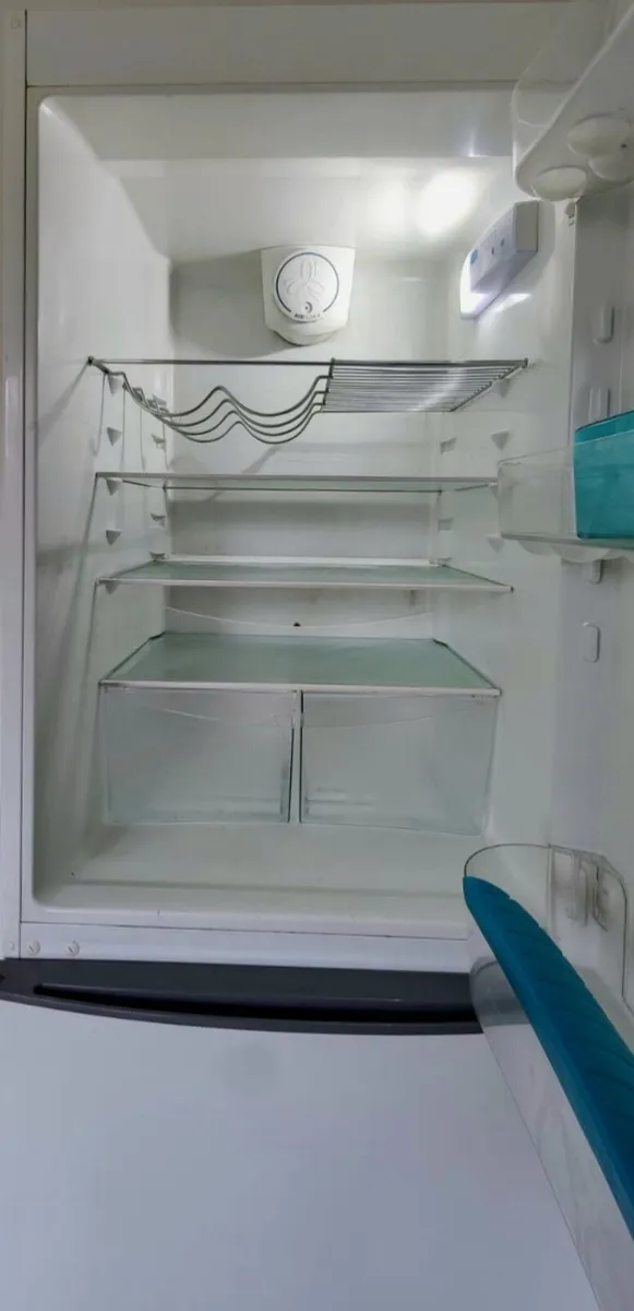 Zanussi Fridge Freezer - Image 4