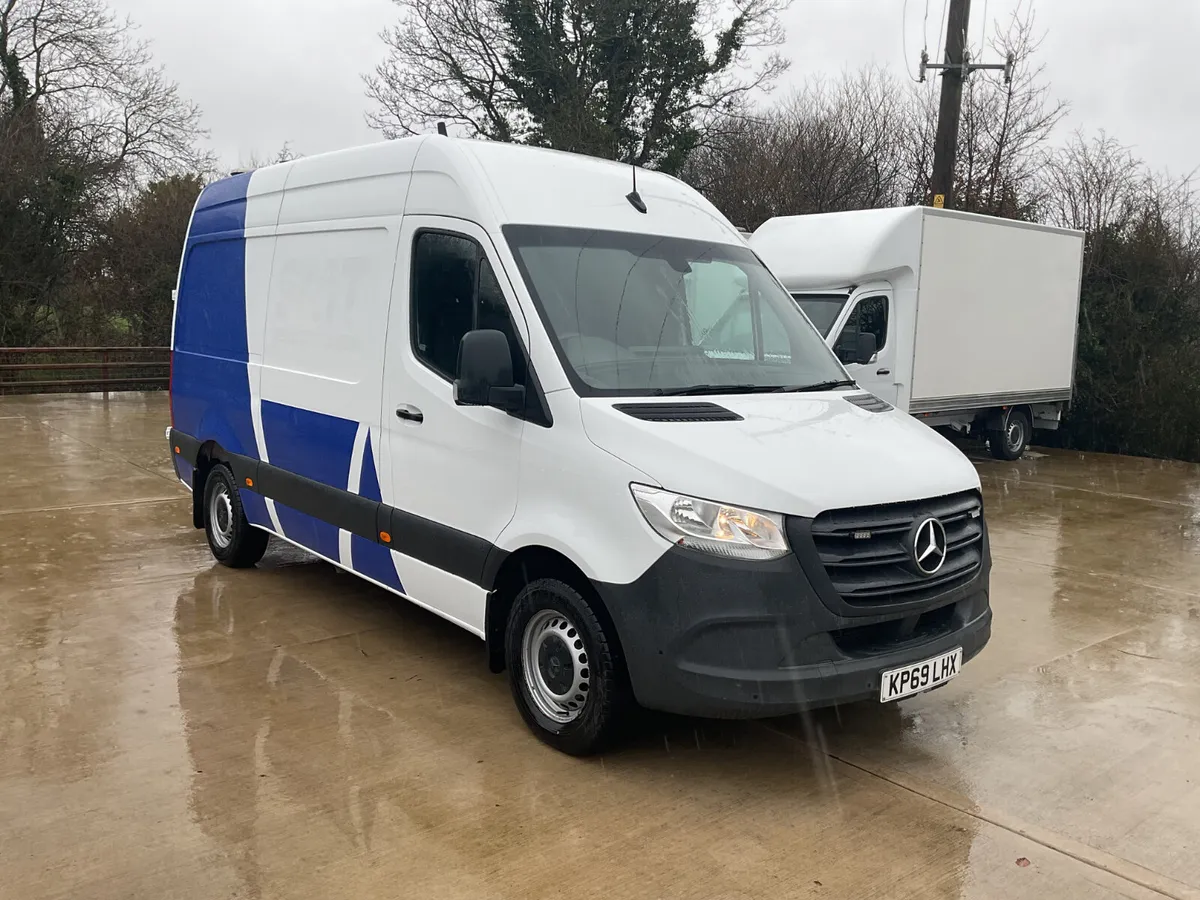 Sprinter High spec work van - Image 1