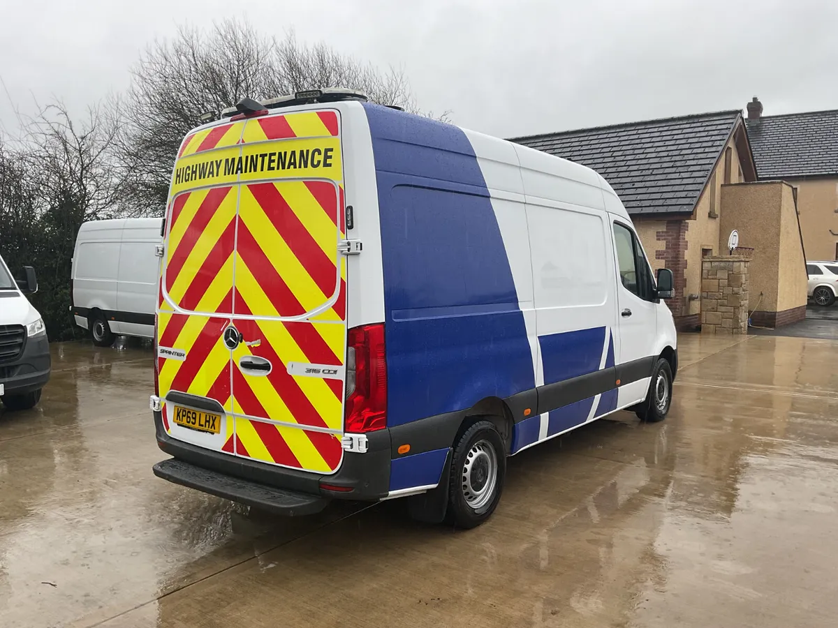 Sprinter High spec work van - Image 4