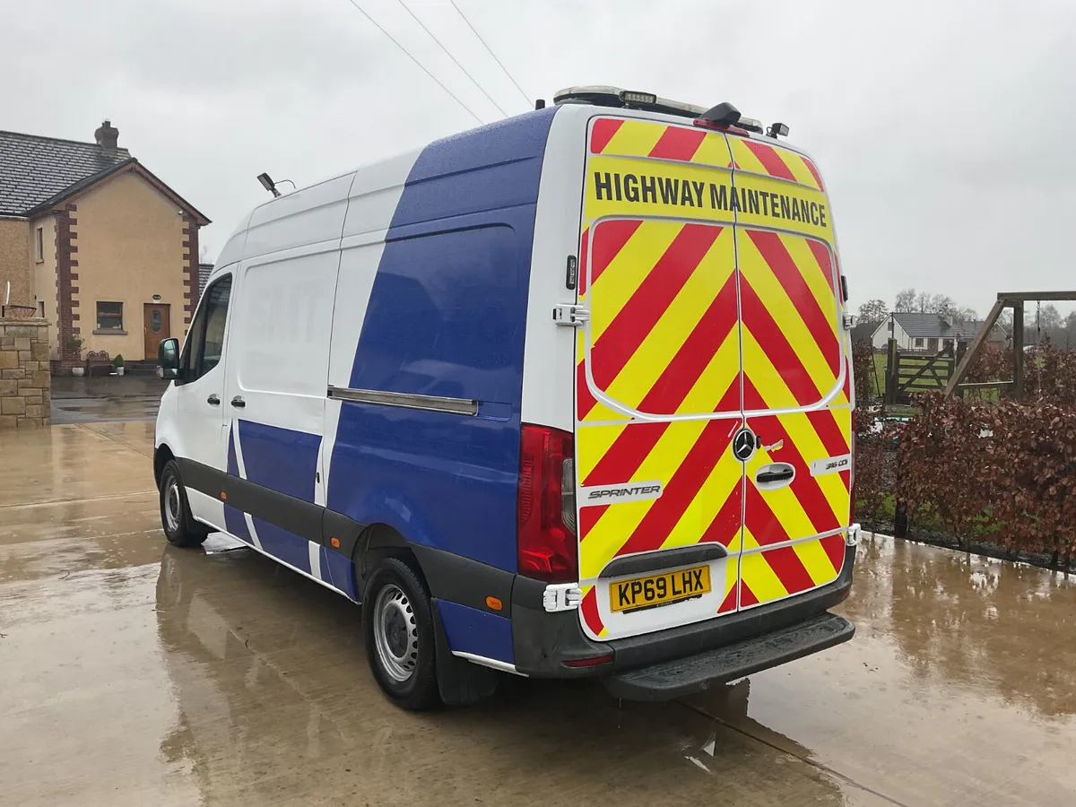 Sprinter High spec work van - Image 3