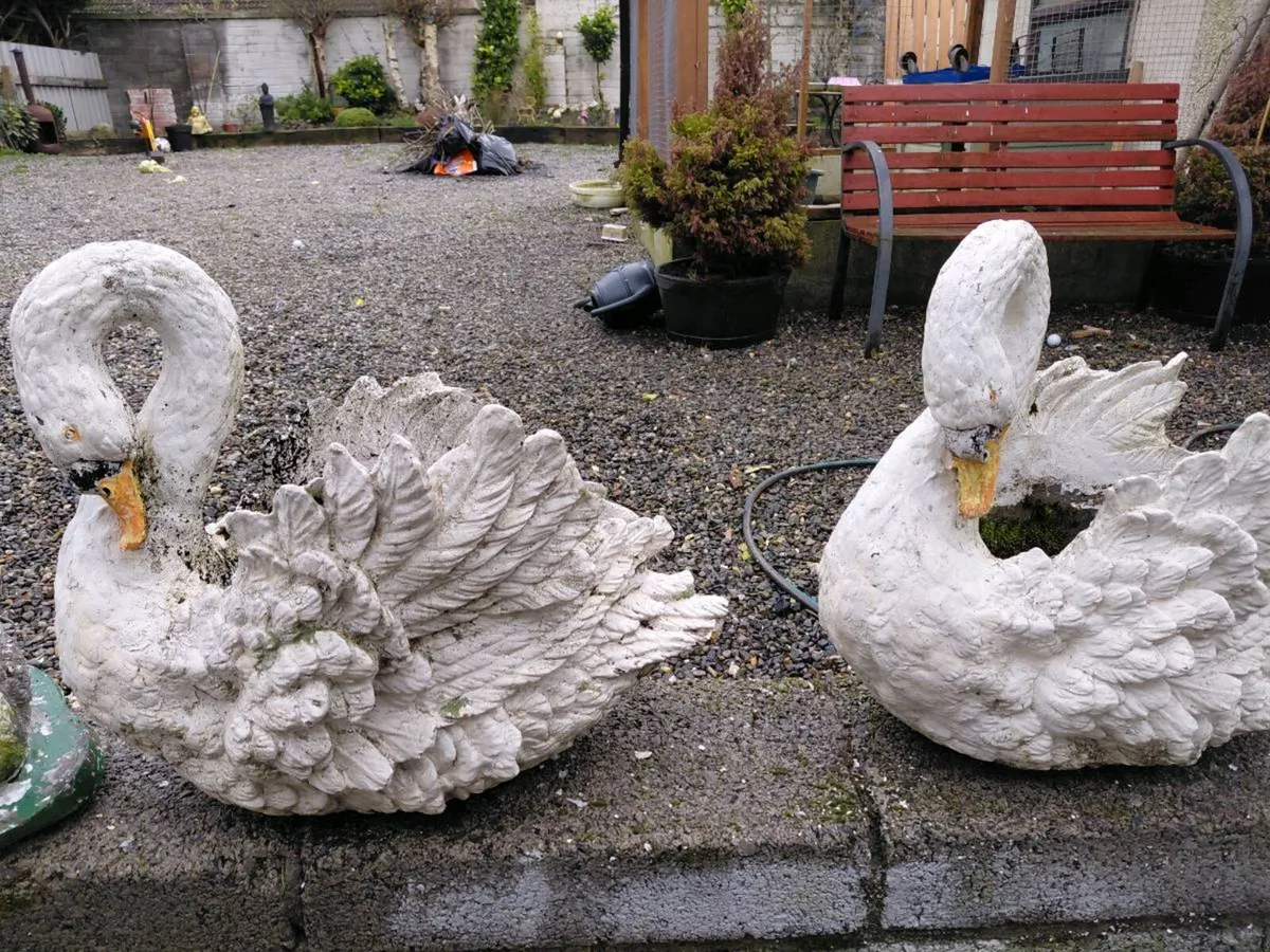 Garden ornaments - Image 1