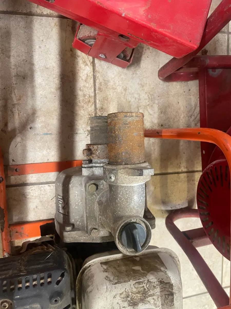 Water pump - Image 4