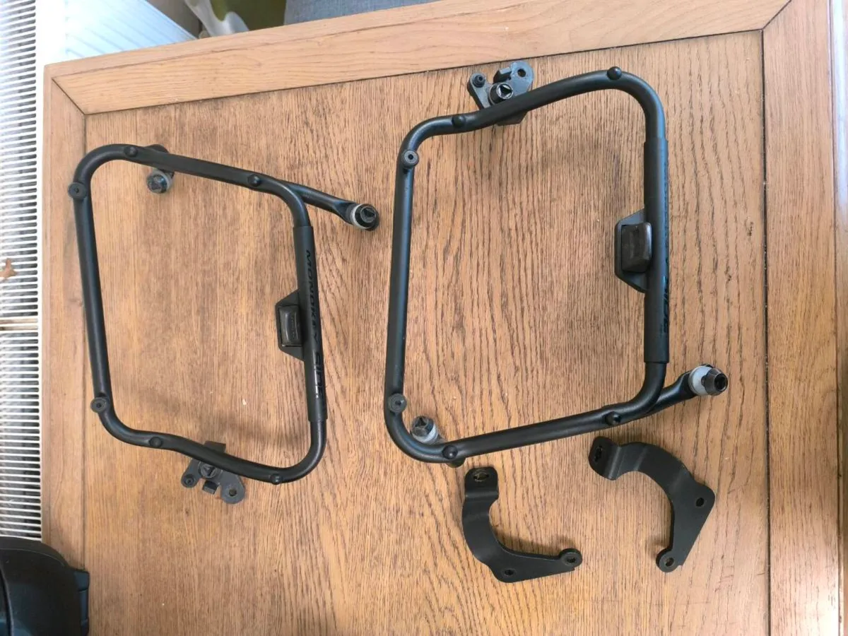 Vfr 800 luggage system - Image 4