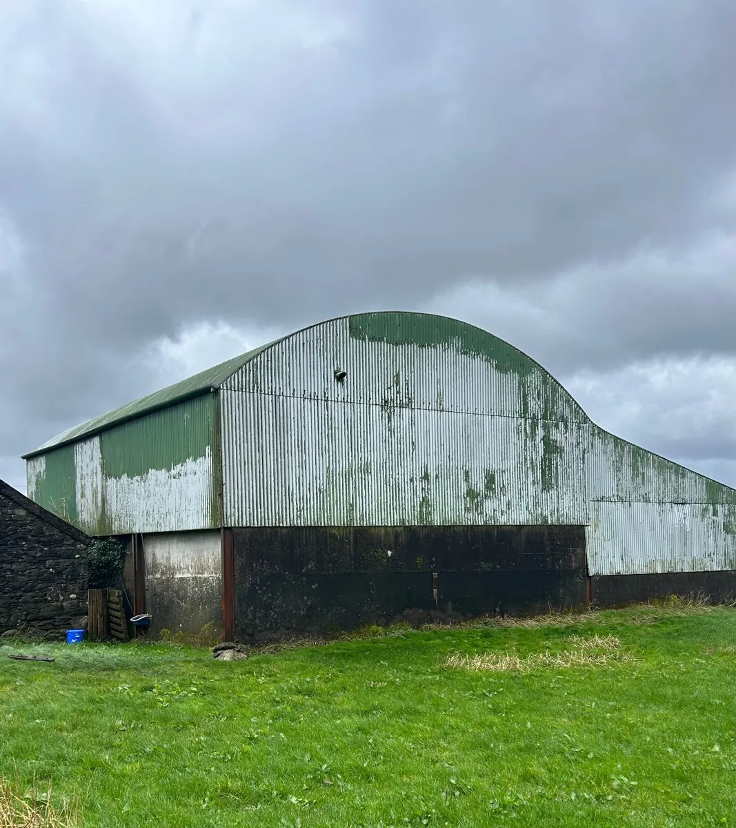 Three Bay Round Roof Shed with lean-to - Image 3
