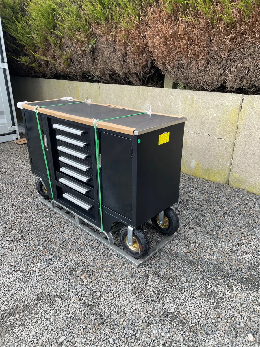 New 4.5ft 7 Drawer Workbench **Online Auction** - Image 4