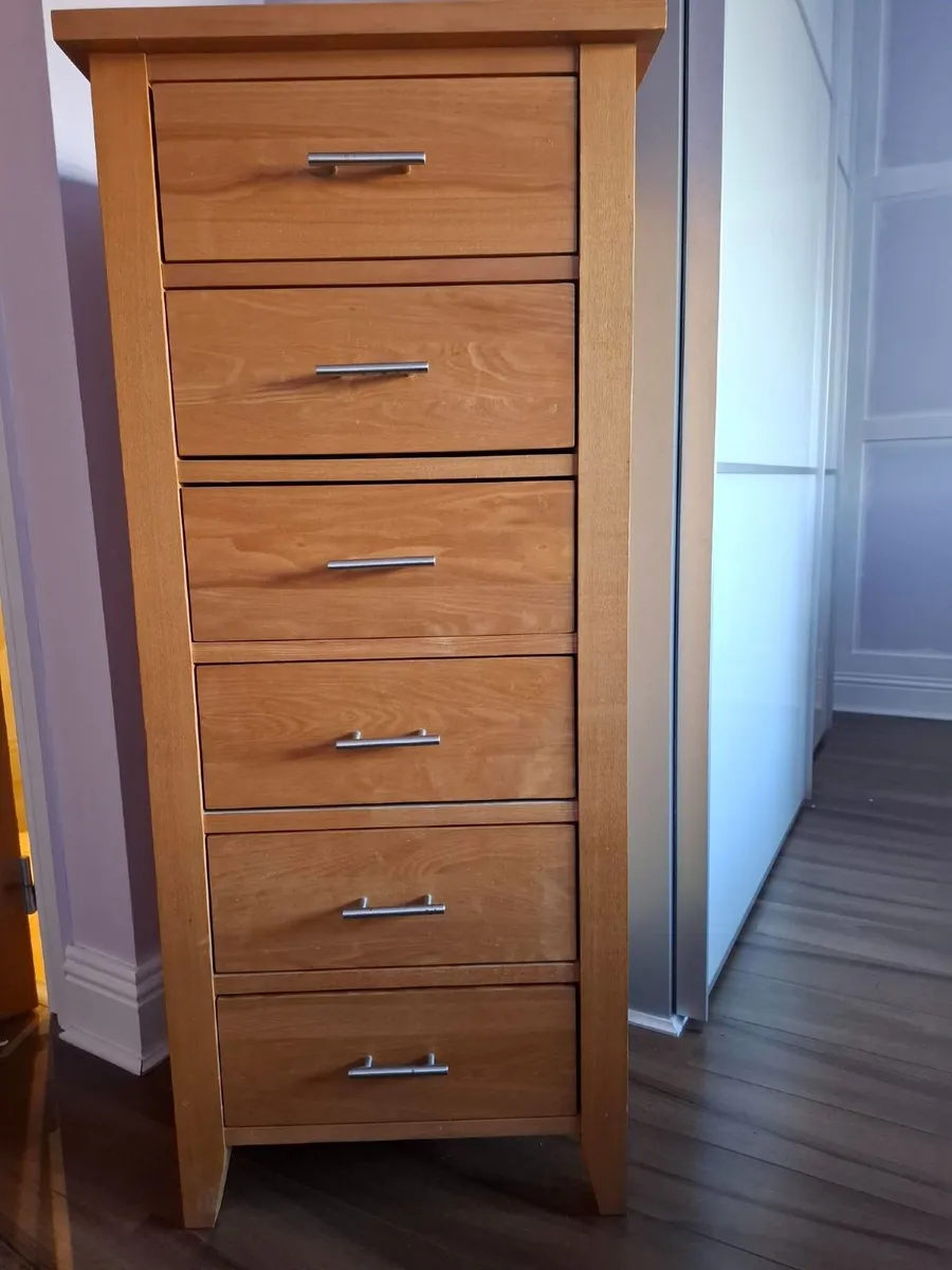 Chest of drawers - Image 1