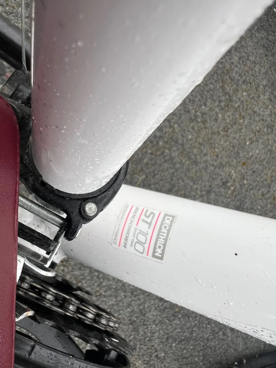 Racing Bicycle - Image 1