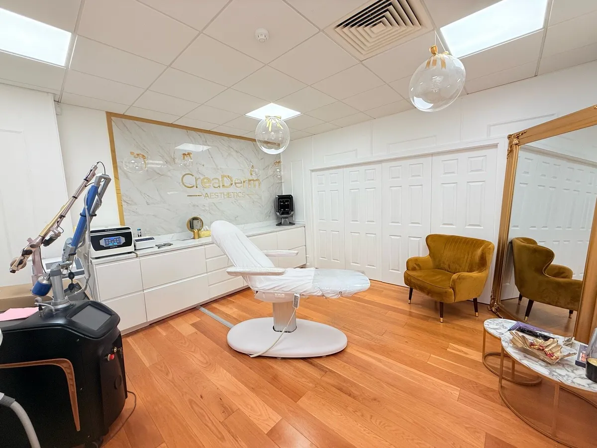 Aesthetics/Beauty/Hair room to rent - Image 2
