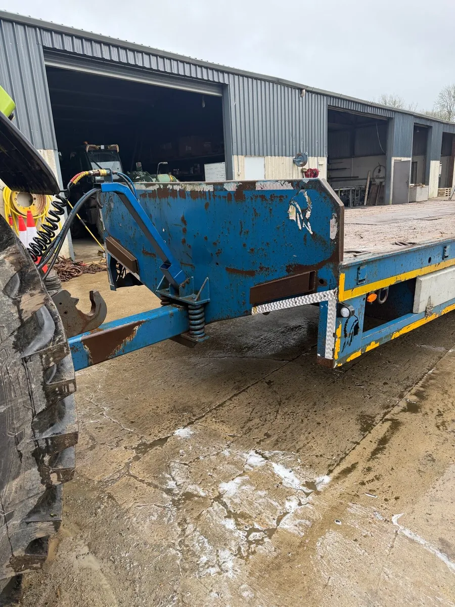 Chieftain low loader - Image 3