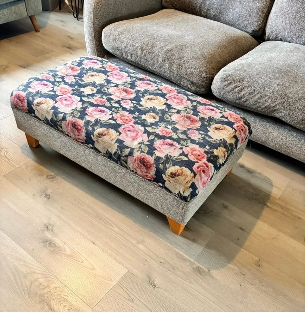 EZ Living  2 seater (3 seater size) couch and matching footstool - Image 2