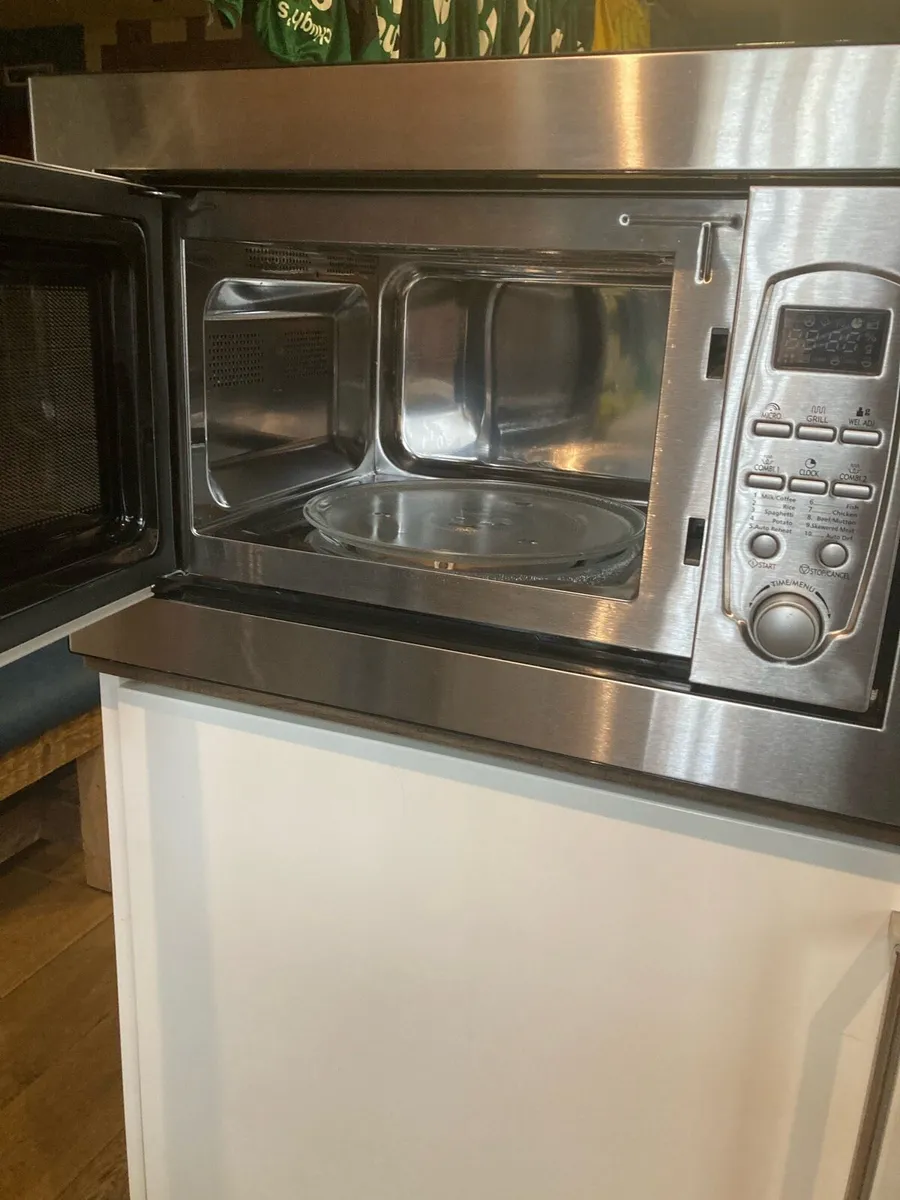 Built in Microwave €35 (bargain) - Image 4