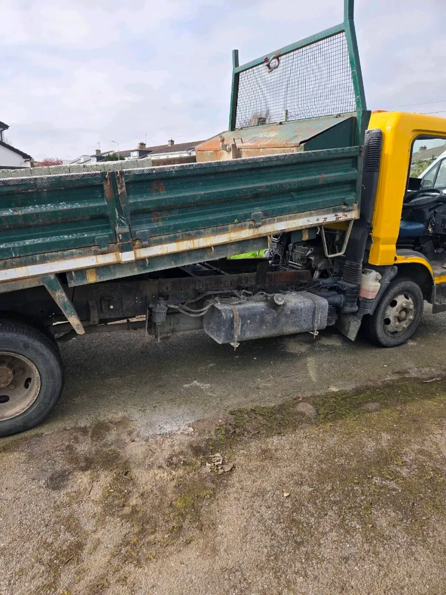 Mitsubishi canter - Image 1