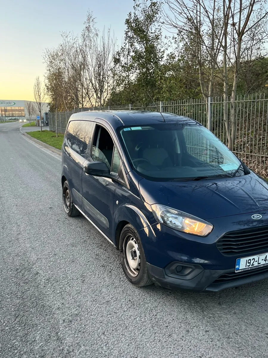 Ford transit courier 2019 €7200 plus vat - Image 2