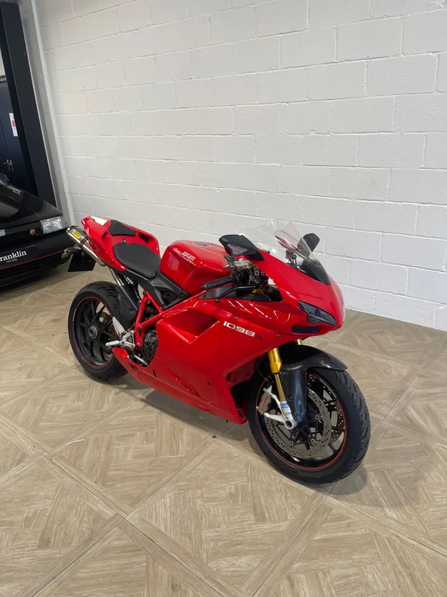 Ducati 1098S 2008 - Image 1