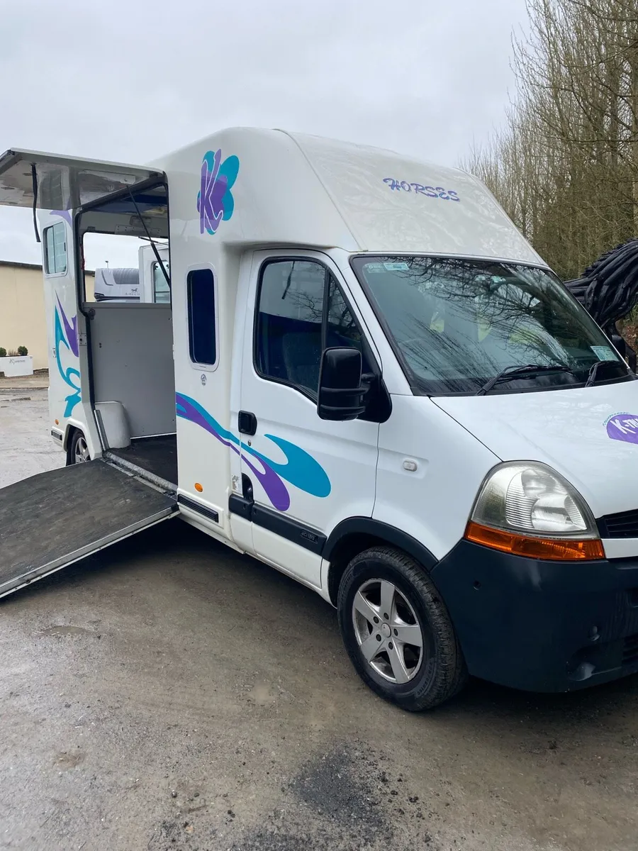 3.5 ton horse van - Image 1