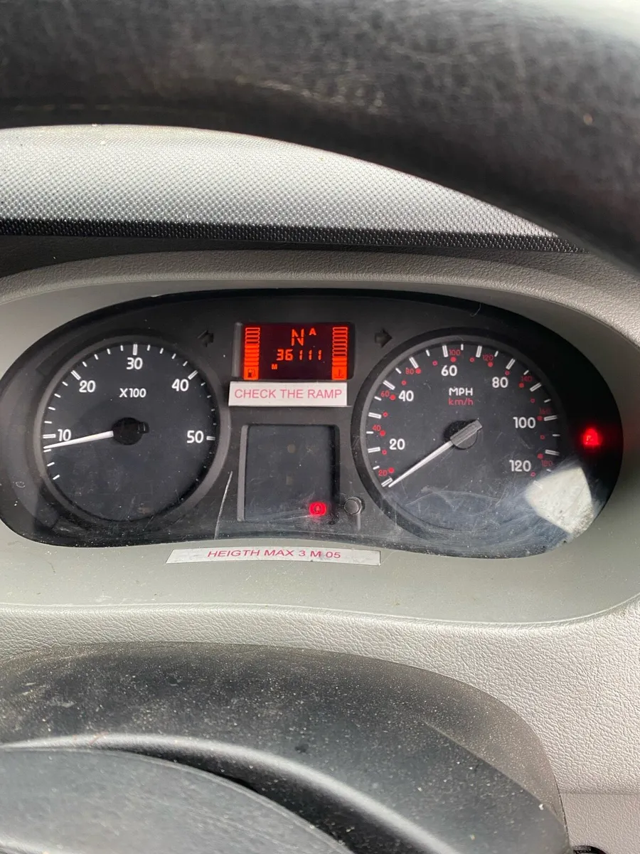 3.5 ton horse van - Image 2