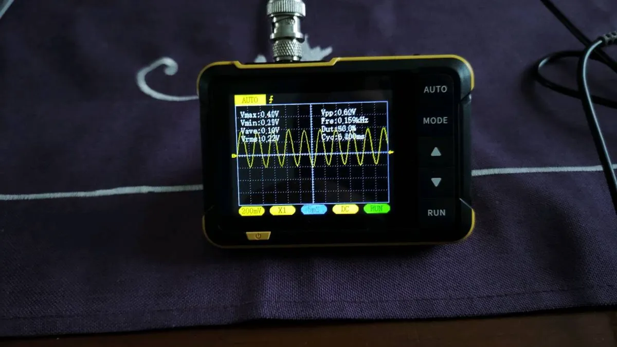 Mini Digital Oscilloscope - Image 1