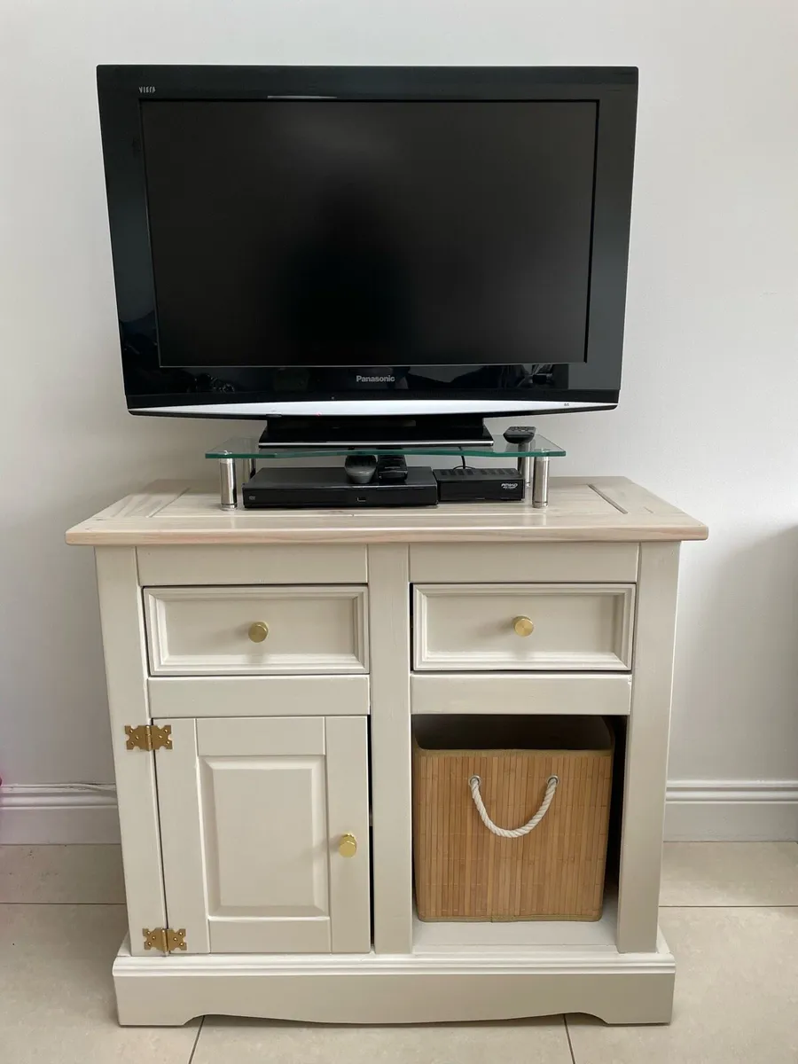 Small solid wood sideboard - Image 2