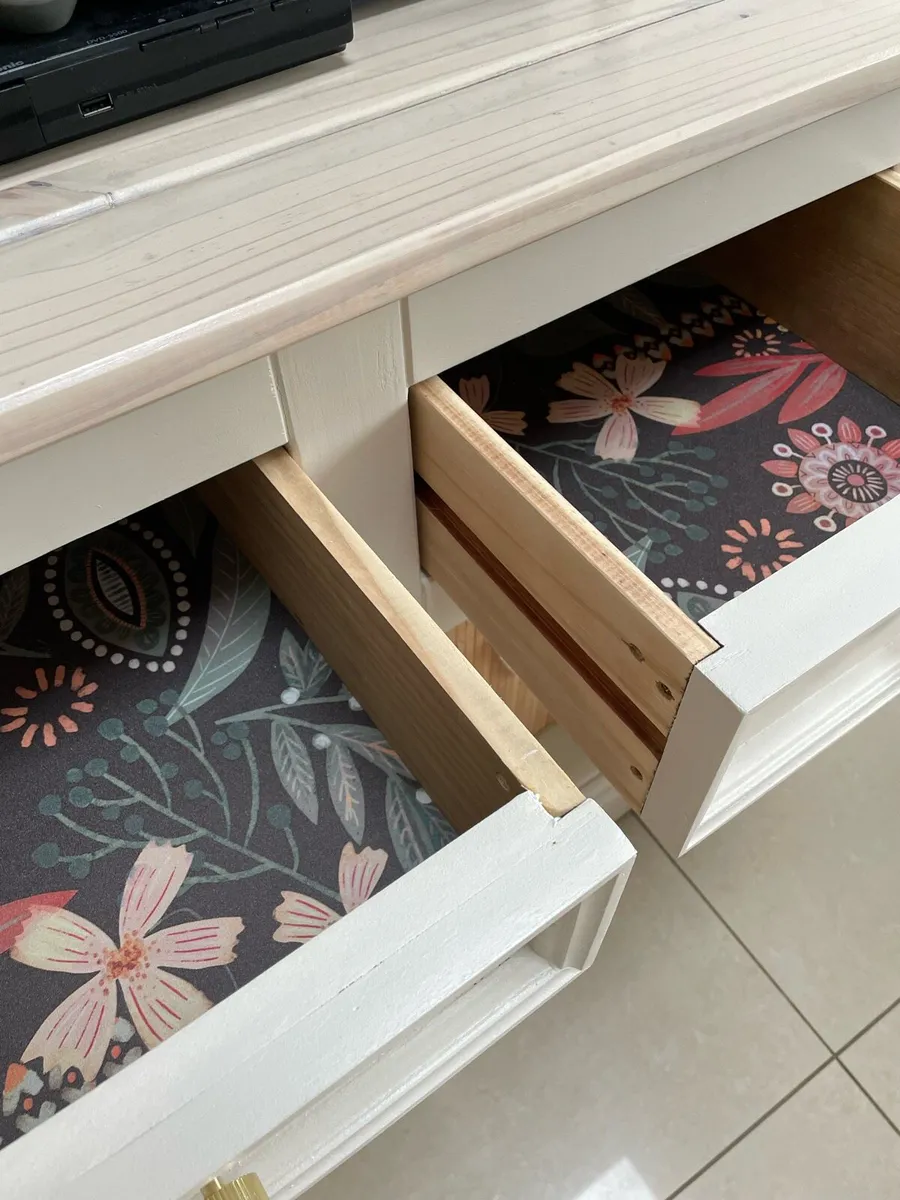 Small solid wood sideboard - Image 4