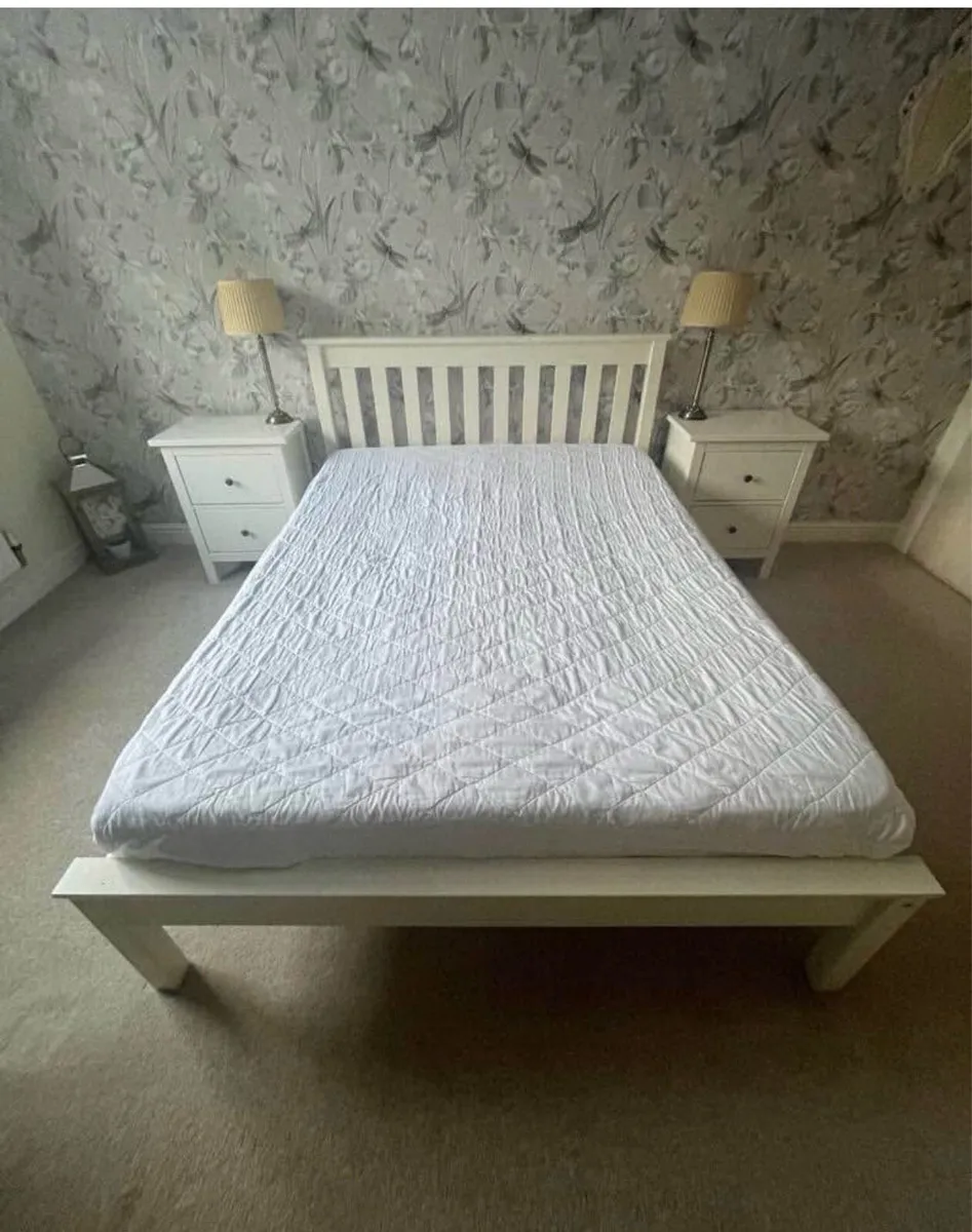 Double bed frame - Image 1