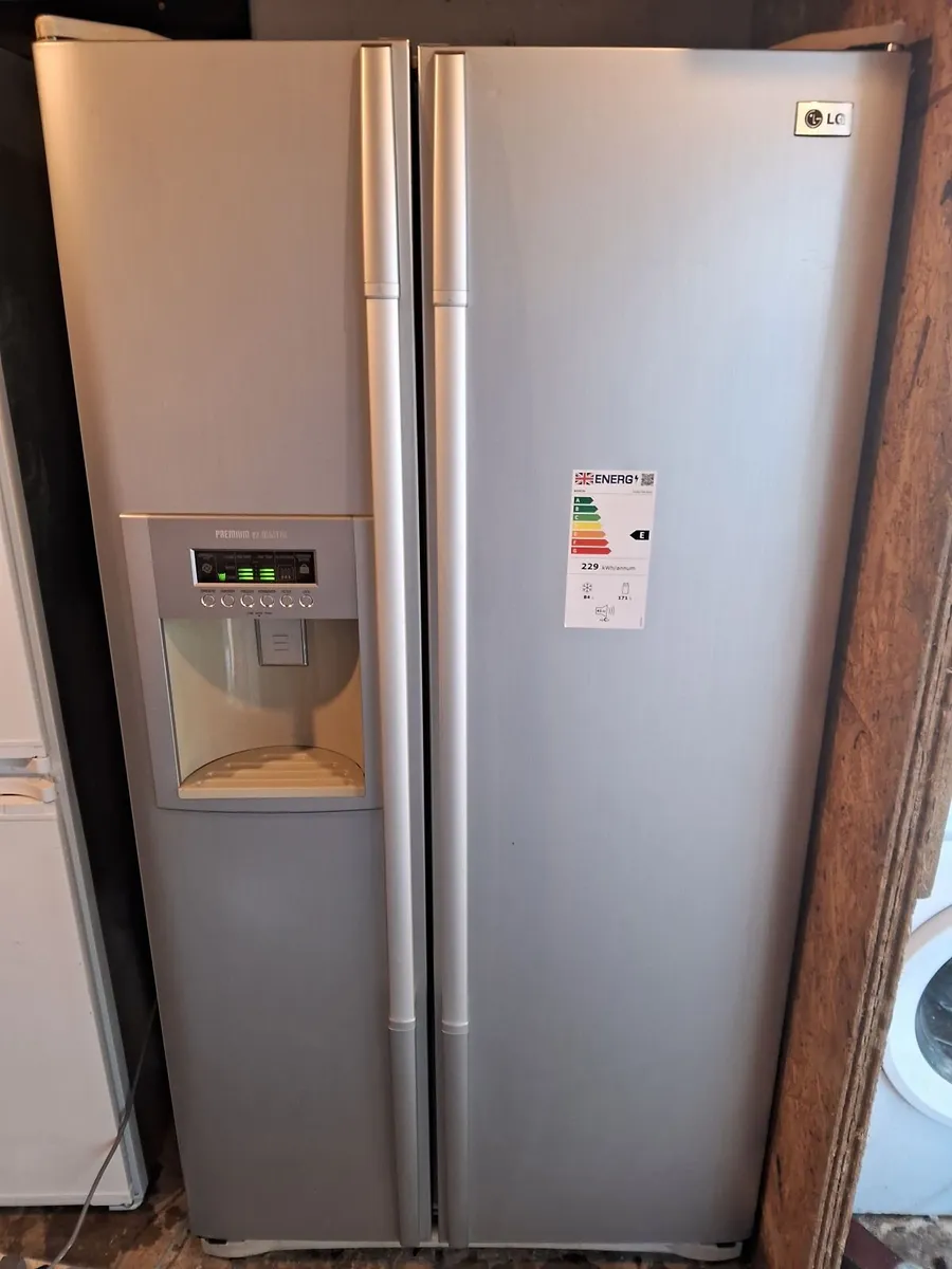 AMERICAN FRIDGE AND FREEZER - Image 1