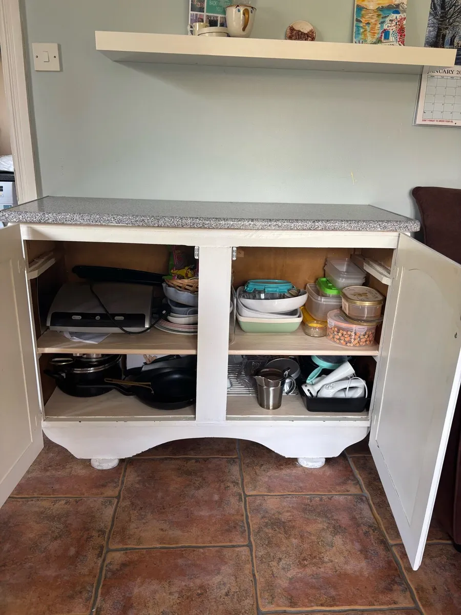 Kitchen dresser - Image 2