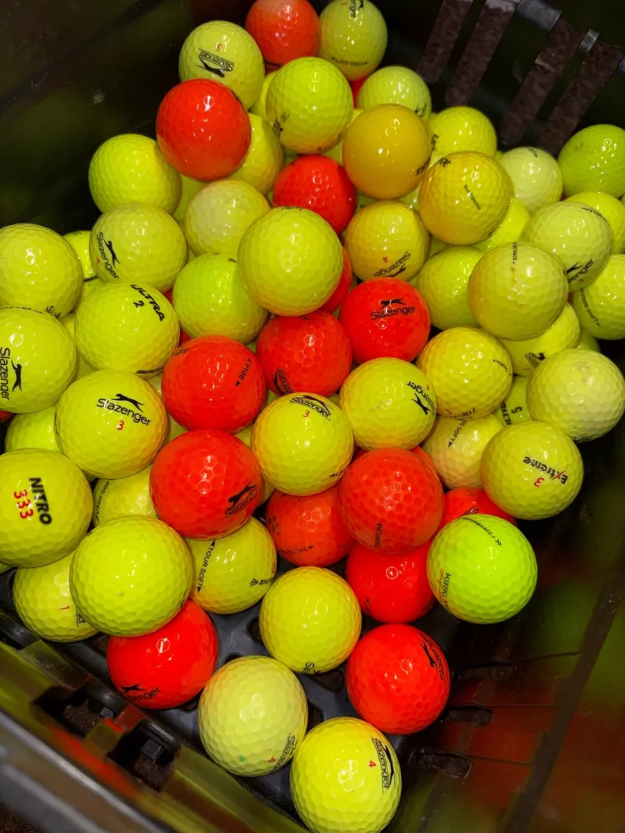 30 Coloured Golf Balls