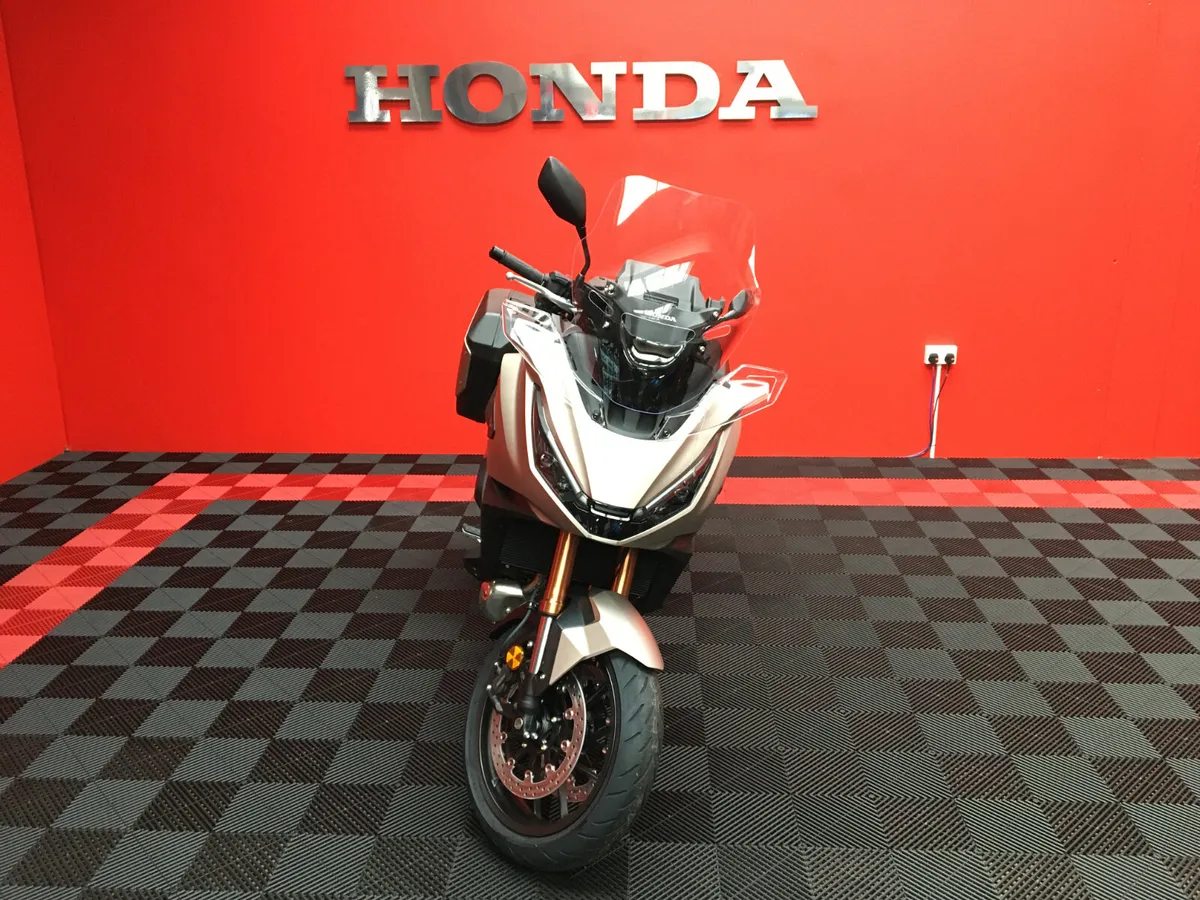 2026 Honda NT1100 DCT ''Finance Available'' - Image 3