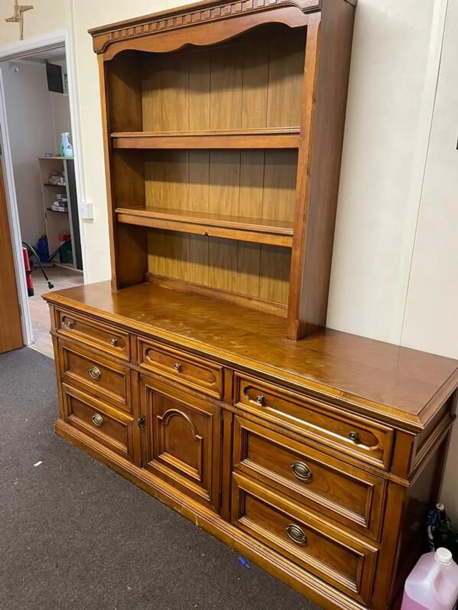Dresser - Image 1