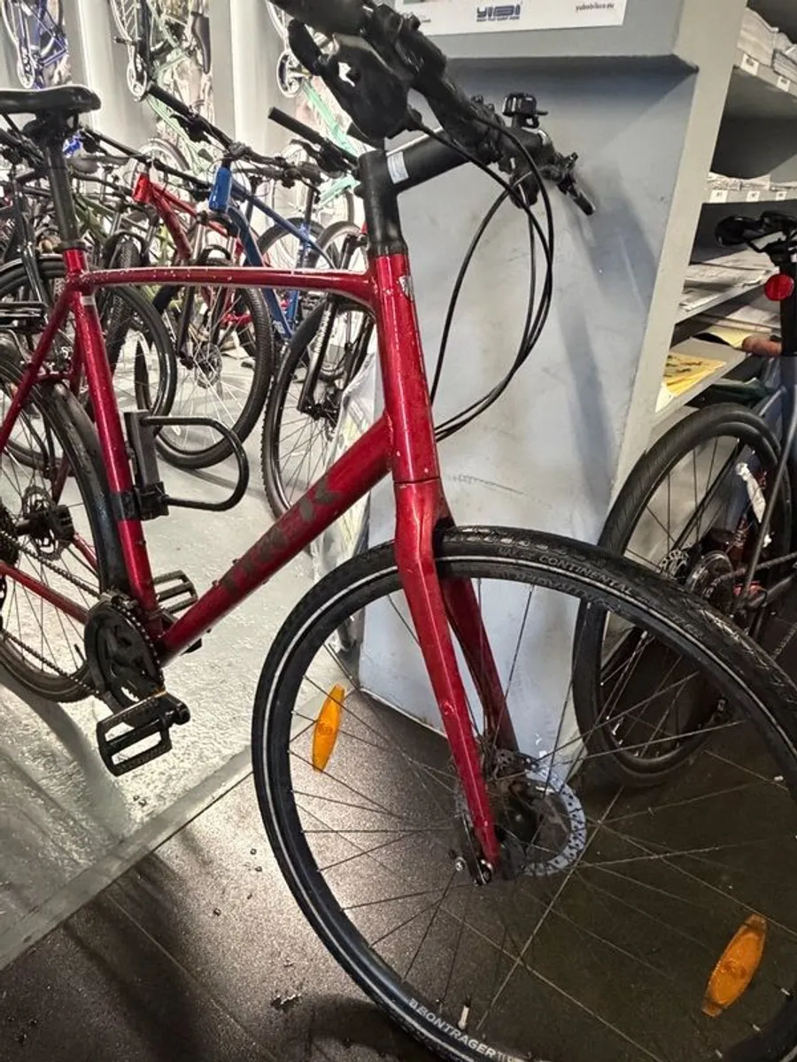 Trek XXL Road Bike Just Serviced - Image 2