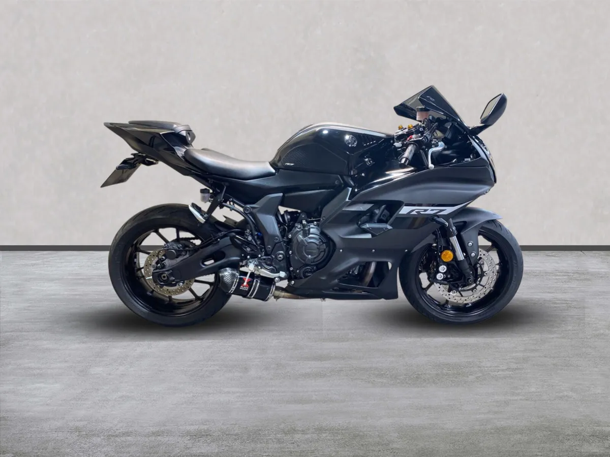 YAMAHA YZF R7 with Extras, NI Registered - Image 1