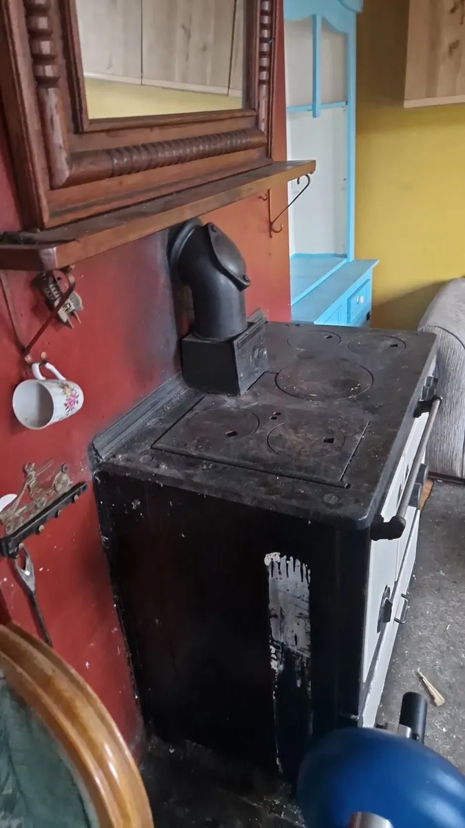 Stanley superstar solid fuel stove - Image 3