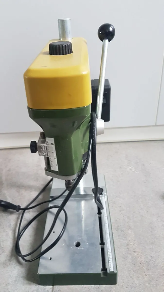 Proxxon TBM 220 Bench Drill 240V 28128 - Image 2