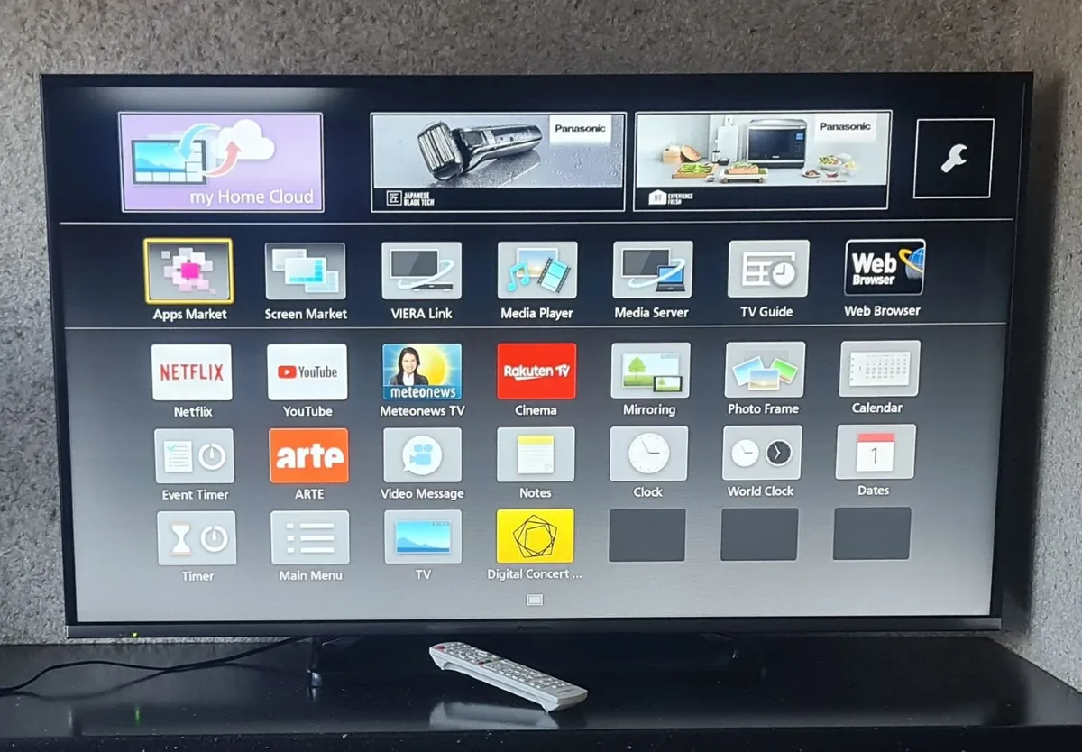 Panasonic 50" Full HD LED Smart TV - Image 2
