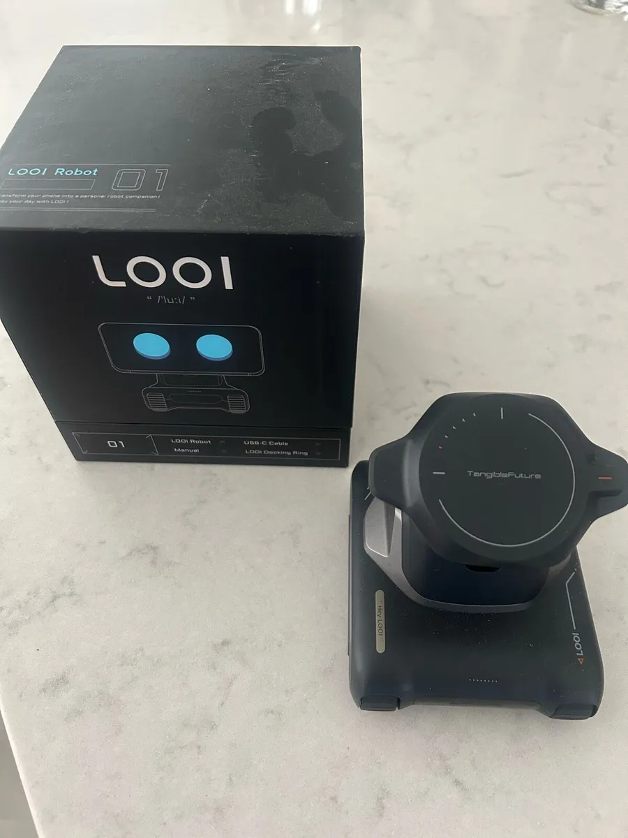 LOOI AI desktop robot