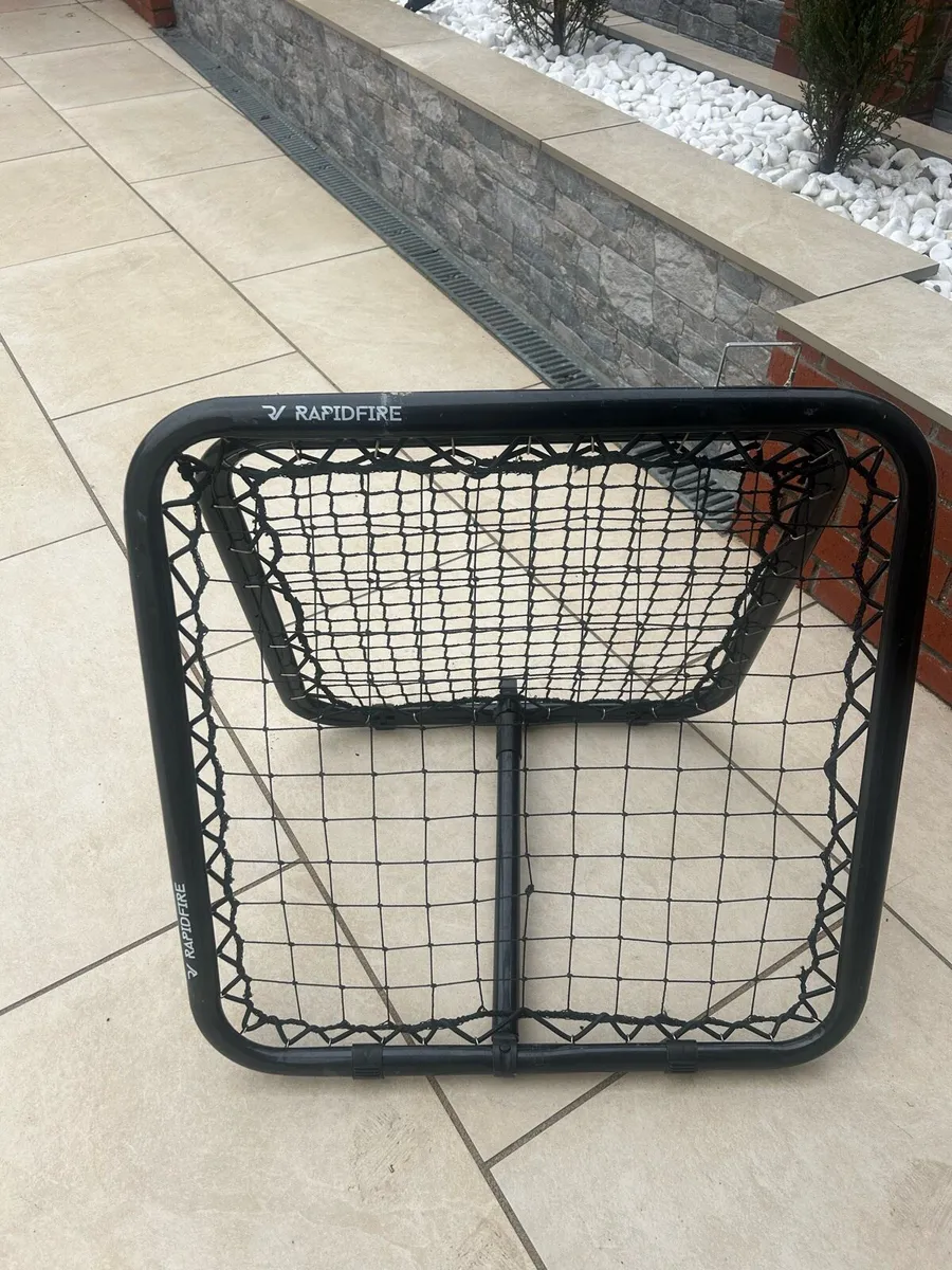 Rapid fire football rebounder