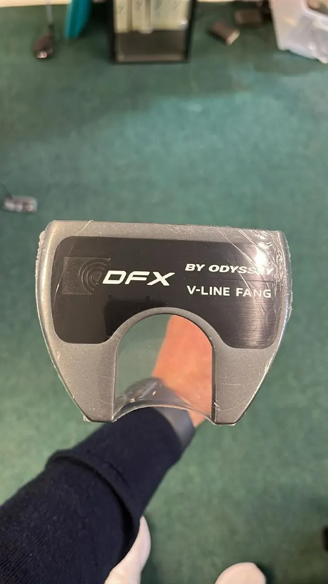 NEW Odyssey DFX Putters 6 Styles €179 Each - Image 2