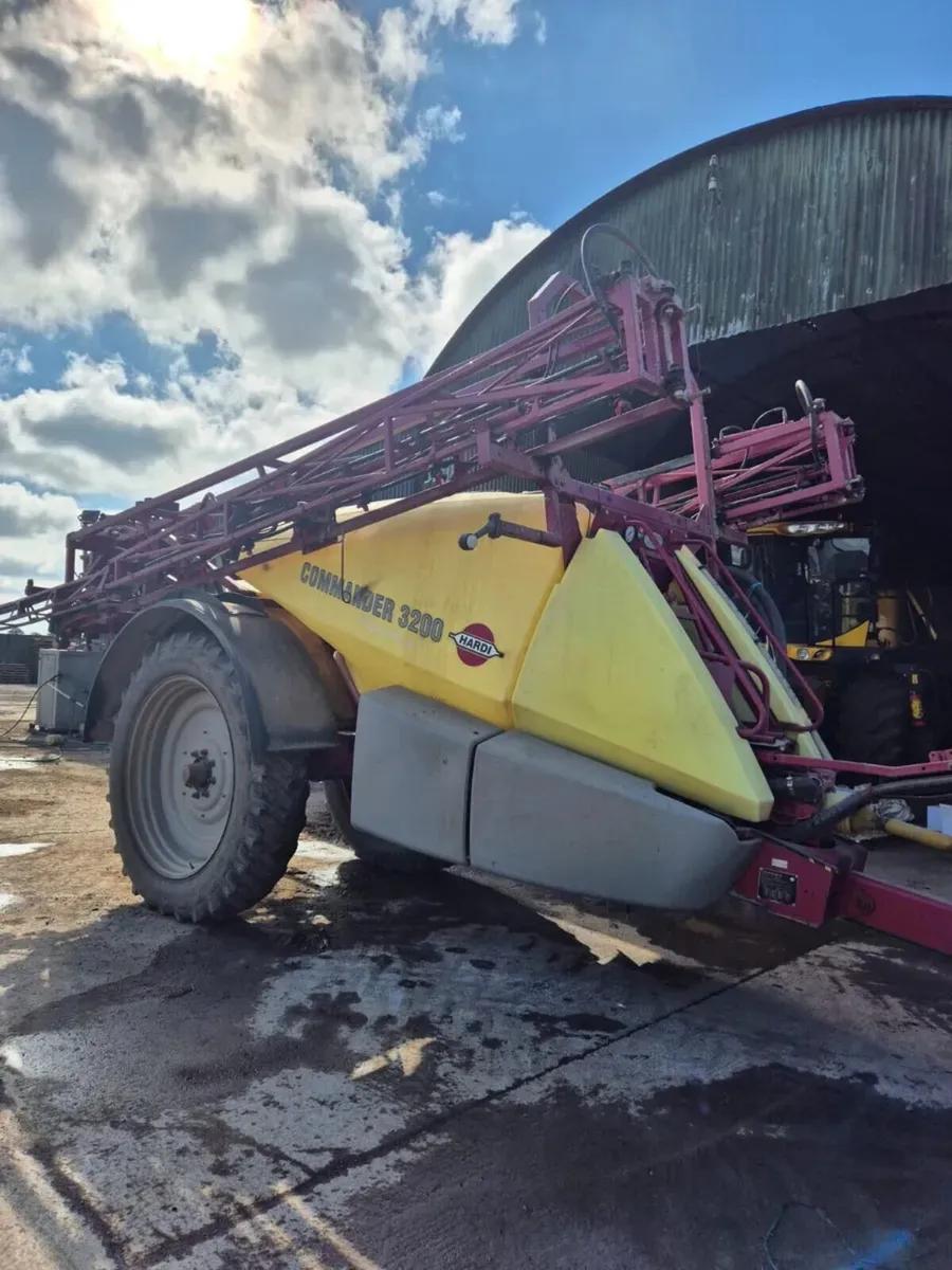 HARDI COMMANDER 3200 - Image 3