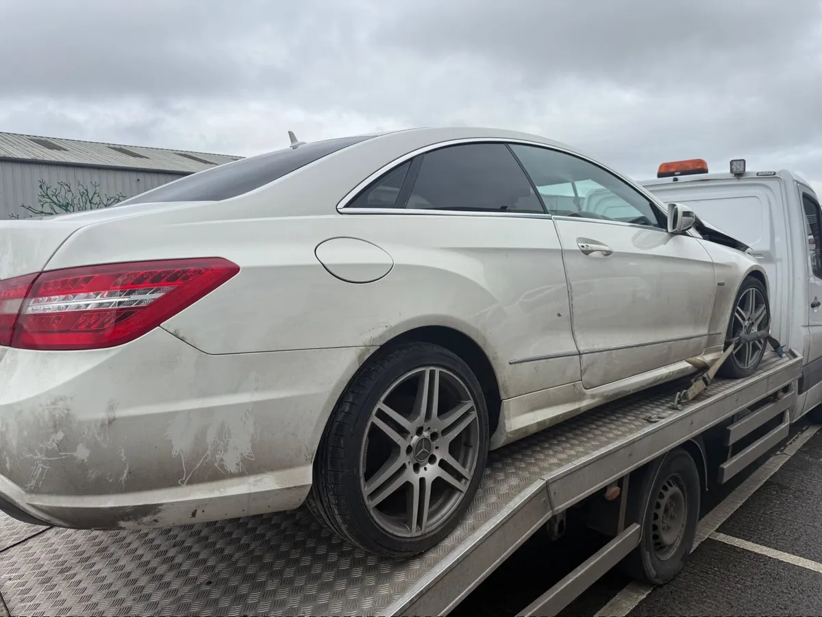 Mercedes e 250 automatic - Image 4